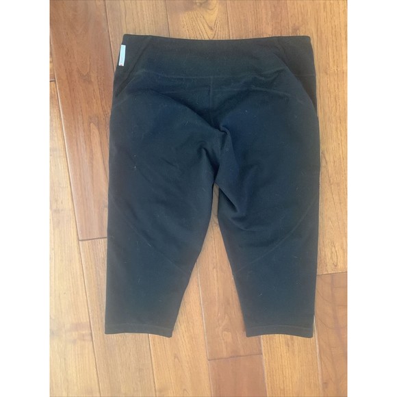 Z by Zella High Waist Black Cropped Capri Leggings Size Large Daily Crop - Picture 7 of 14